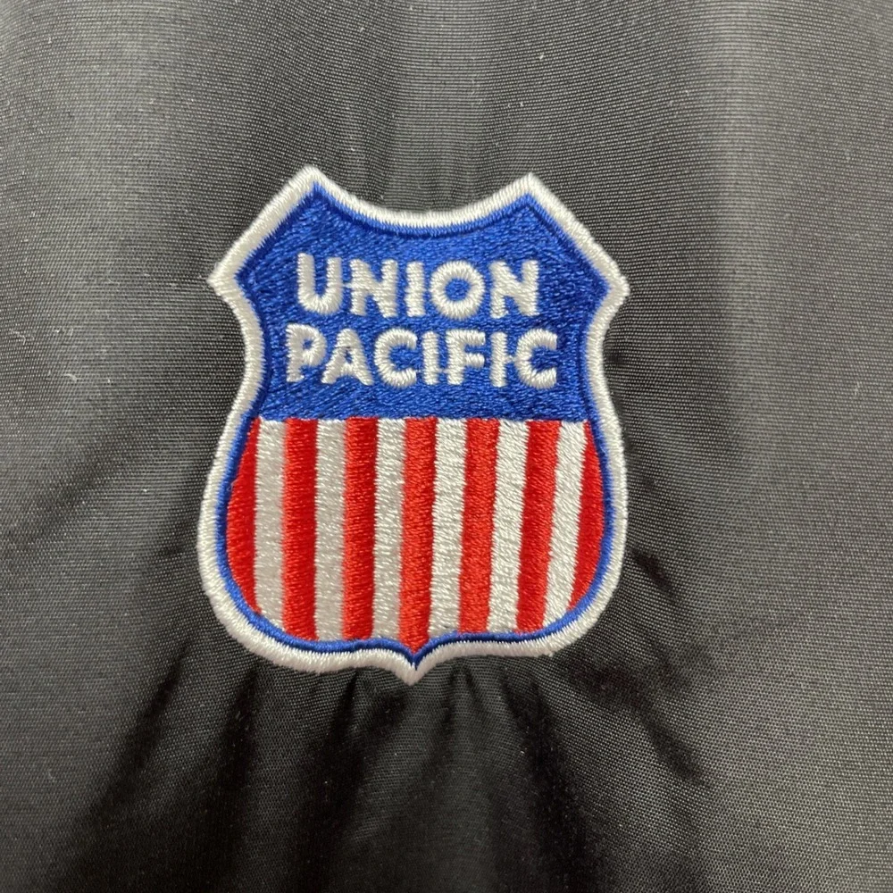 Union Pacific Railroad‎ Mens Bomber Jacket Size XL Black Fleece Lined Full Zip